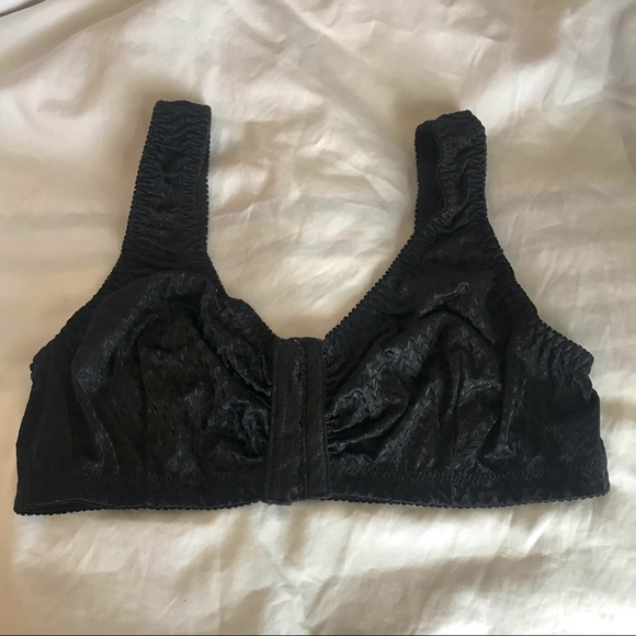 ✨free w bundle✨ Front closure bra - Picture 4 of 5